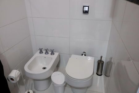 Casa à venda com 195m², 3 quartos e 2 vagasBanheiro da Suíte 3
