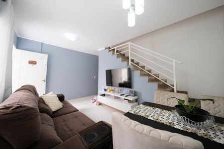 Sala de casa de condomínio à venda com 2 quartos, 105m² em Vila Ré, São Paulo