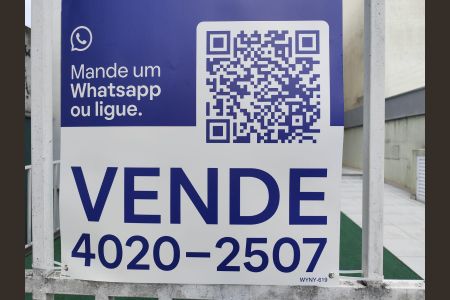 Casa de condomínio à venda com 105m², 2 quartos e 2 vagas Casa de condomínio à venda com 105m², 2 quartos e 2 vagasFachada