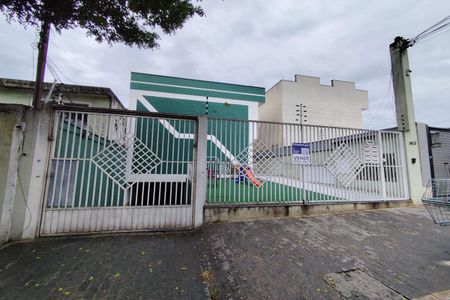 Casa de condomínio à venda com 105m², 2 quartos e 2 vagas Casa de condomínio à venda com 105m², 2 quartos e 2 vagasFachada