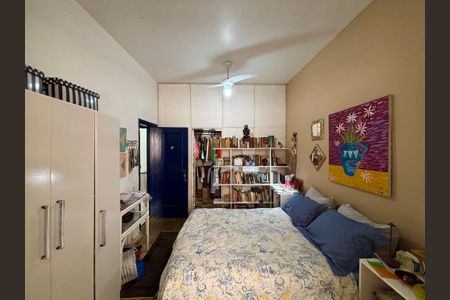 Apartamento à venda com 75m², 2 quartos e 1 vagaQuarto 2