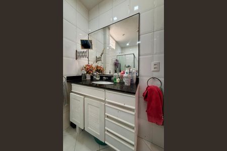 Apartamento à venda com 75m², 2 quartos e 1 vagaBanheiro social