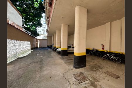 Apartamento à venda com 75m², 2 quartos e 1 vagaGaragem