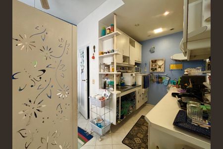 Apartamento à venda com 75m², 2 quartos e 1 vagaCozinha