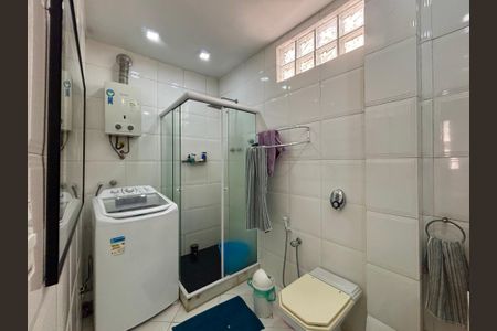 Apartamento à venda com 75m², 2 quartos e 1 vagaBanheiro social