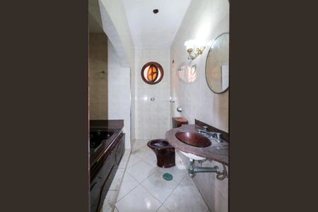 Casa à venda com 150m², 3 quartos e 2 vagasBanheiro da Suíte