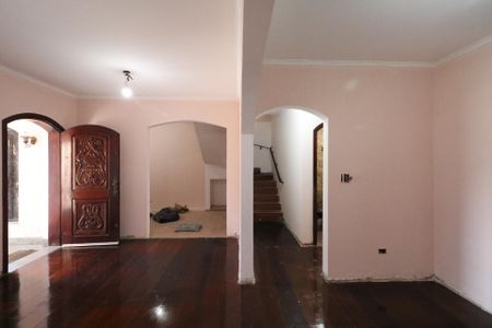 Casa à venda com 150m², 3 quartos e 2 vagasSala