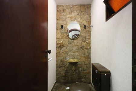 Casa à venda com 150m², 3 quartos e 2 vagasLavabo