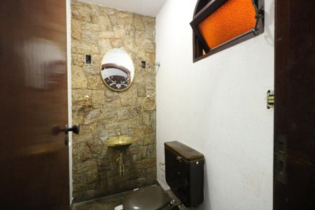 Casa à venda com 150m², 3 quartos e 2 vagasLavabo