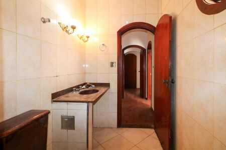Casa à venda com 150m², 3 quartos e 2 vagasBanheiro