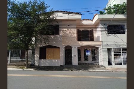 Casa à venda com 150m², 3 quartos e 2 vagasFachada