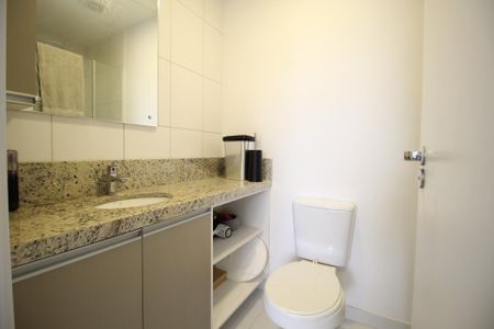 Apartamento à venda com 54m², 2 quartos e 1 vagaBanheiro da Suíte 1