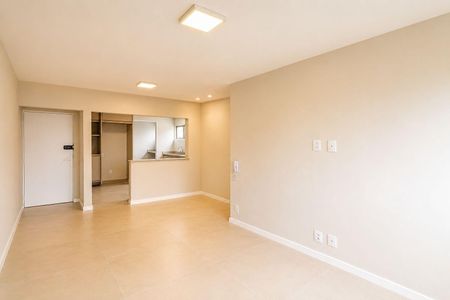 Apartamento à venda com 2 quartos, 70m² em Vila Olímpia, São Paulo