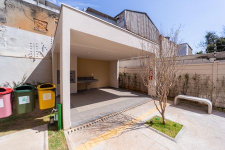 Apartamento à venda com 33m², 2 quartos e sem vaga Apartamento à venda com 33m², 2 quartos e sem vagaÁrea comum - Churrasqueira