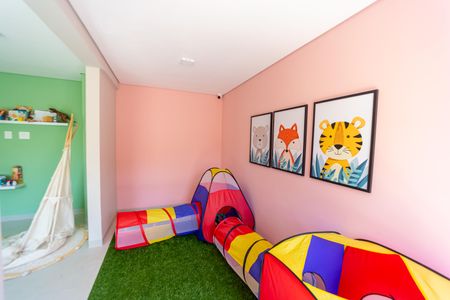 Apartamento à venda com 33m², 2 quartos e sem vaga Apartamento à venda com 33m², 2 quartos e sem vagaBrinquedoteca