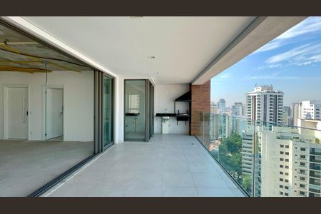 Apartamento à venda com 156m², 3 quartos e 3 vagas Apartamento à venda com 156m², 3 quartos e 3 vagasVaranda