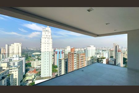 Apartamento à venda com 156m², 3 quartos e 3 vagas Apartamento à venda com 156m², 3 quartos e 3 vagasVaranda