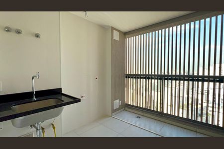 Apartamento à venda com 156m², 3 quartos e 3 vagas Apartamento à venda com 156m², 3 quartos e 3 vagasÁrea de Serviço