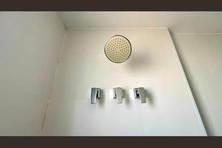 Apartamento à venda com 156m², 3 quartos e 3 vagas Apartamento à venda com 156m², 3 quartos e 3 vagasBanheiro da Suíte 1