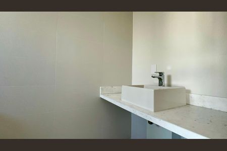 Apartamento à venda com 156m², 3 quartos e 3 vagas Apartamento à venda com 156m², 3 quartos e 3 vagasBanheiro da Suíte 2