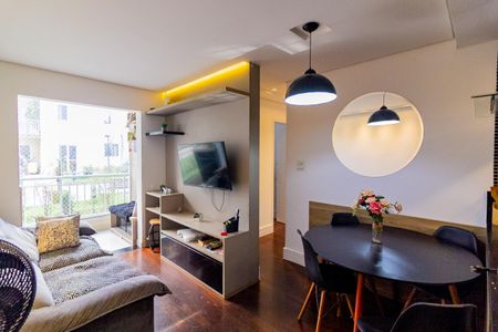 Sala de apartamento para alugar com 3 quartos, 75m² em Vila Inglesa, São Paulo