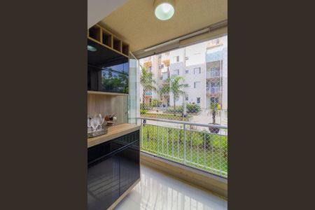 Apartamento para alugar com 75m², 3 quartos e 1 vagaVaranda