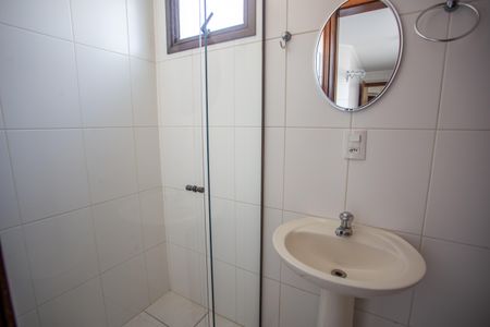 Apartamento para alugar com 260m², 4 quartos e 2 vagas Apartamento para alugar com 260m², 4 quartos e 2 vagasBanheiro