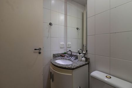 Apartamento à venda com 89m², 3 quartos e 2 vagasBanheiro da Suíte 2