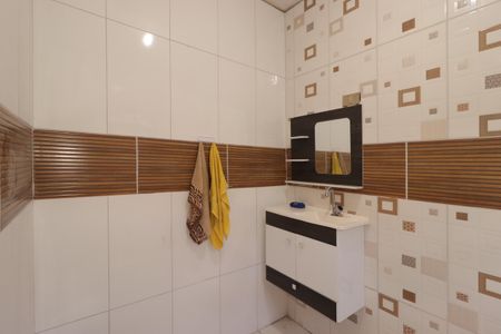 Casa à venda com 250m², 3 quartos e 2 vagasBanheiro da Suíte