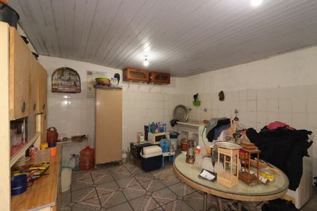 Casa à venda com 250m², 3 quartos e 2 vagasÁrea de Serviço