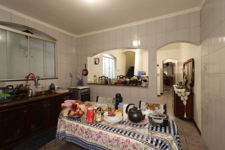 Casa à venda com 250m², 3 quartos e 2 vagasCozinha