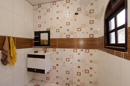 Casa à venda com 250m², 3 quartos e 2 vagasBanheiro da Suíte