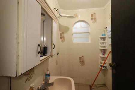 Casa à venda com 250m², 3 quartos e 2 vagasBanheiro Social