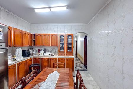 Casa à venda com 500m², 5 quartos e 2 vagasCozinha - Armários