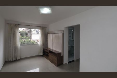 Sala  de apartamento para alugar com 2 quartos, 75m² em Vila Irmaos Arnoni, São Paulo