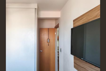 Apartamento à venda com 2 quartos, 56m² em Santa Cruz, Belo Horizonte