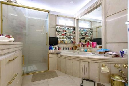 Apartamento à venda com 300m², 4 quartos e 4 vagas