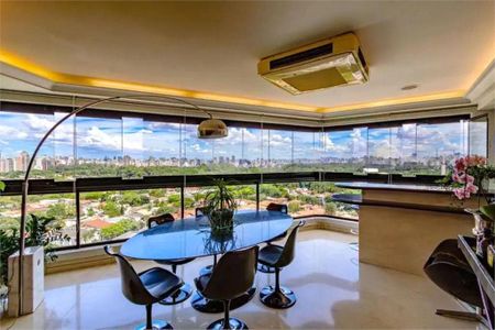 Apartamento à venda com 300m², 4 quartos e 4 vagas
