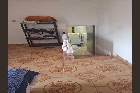 Casa à venda com 3 quartos, 246m² em Utinga, Santo André