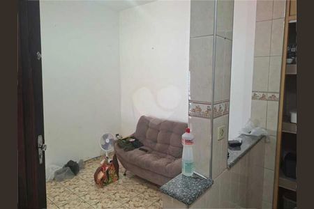 Casa à venda com 3 quartos, 246m² em Utinga, Santo André