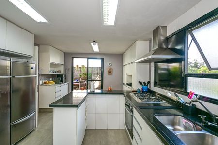 Apartamento para alugar com 232m², 4 quartos e 4 vagasCozinha