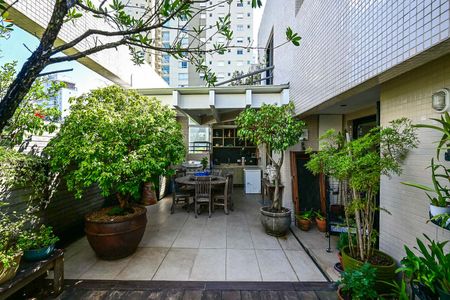 Apartamento para alugar com 232m², 4 quartos e 4 vagasCobertura
