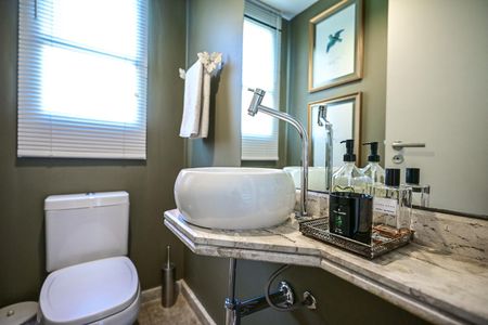 Apartamento para alugar com 232m², 4 quartos e 4 vagasLavabo