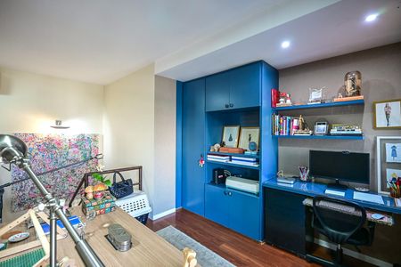 Apartamento para alugar com 232m², 4 quartos e 4 vagasEscritório