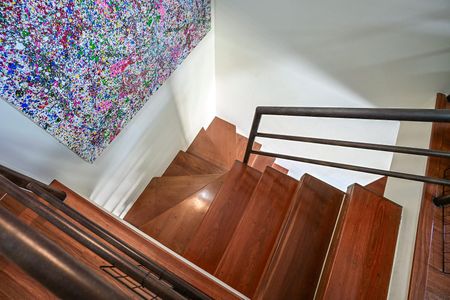 Apartamento para alugar com 232m², 4 quartos e 4 vagasEscada