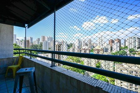 Apartamento para alugar com 232m², 4 quartos e 4 vagasVaranada 2