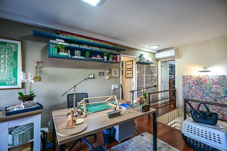Apartamento para alugar com 232m², 4 quartos e 4 vagasEscritório