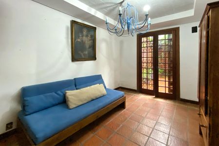 Casa à venda com 310m², 3 quartos e 2 vagasQuarto 2