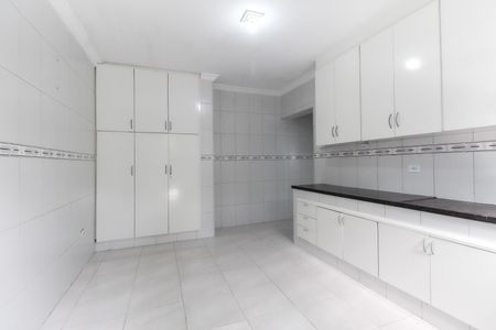 Casa para alugar com 200m², 3 quartos e 6 vagas Casa para alugar com 200m², 3 quartos e 6 vagasCozinha
