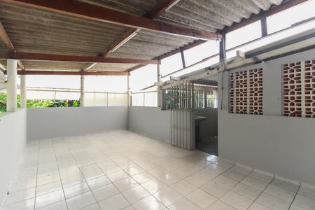 Casa para alugar com 200m², 3 quartos e 6 vagas Casa para alugar com 200m², 3 quartos e 6 vagasSalão